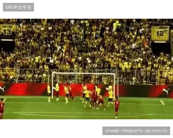 多特布兰特任意球直接破门观众爆发：从现场热情到家中沉浸式观赛的升级之旅